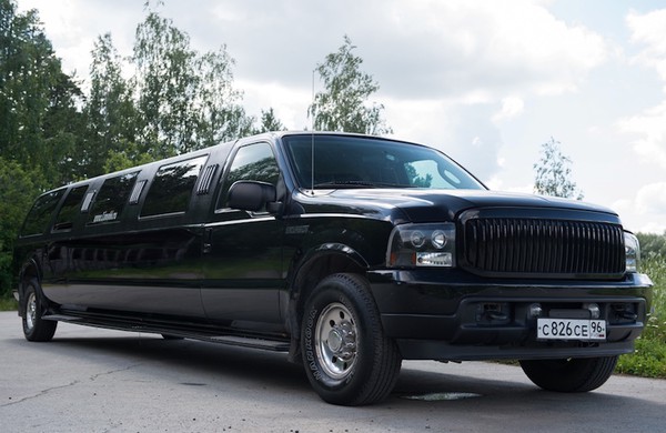 ФОРД ЭКСКЕРШН (FORD EXCURSION) С БАРОМ ПОД КРАСНОЕ ДЕРЕВО