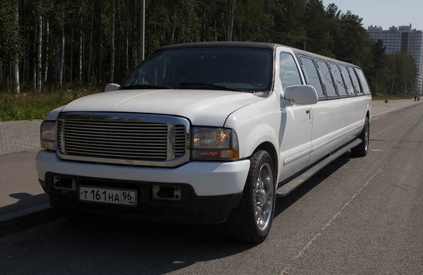 ФОРД ЭКСКЕРШН (FORD EXCURSION) С ПОДСВЕТКОЙ В ВИДЕ РОМБОВ